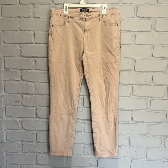 NWOT Buffalo David Bitton Blush Denim Pants size 12/32 - Picture 1 of 6